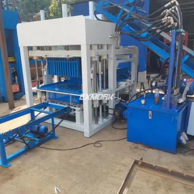 La máquina para fabricar bloques de hormigón Exmork se entrega a Sudáfrica
